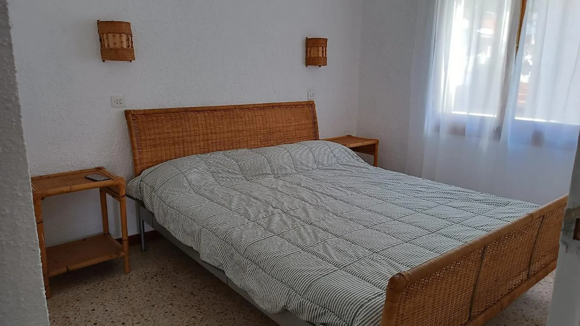 Casa A 4 Vents A Riells Vila L' Escala Espanha